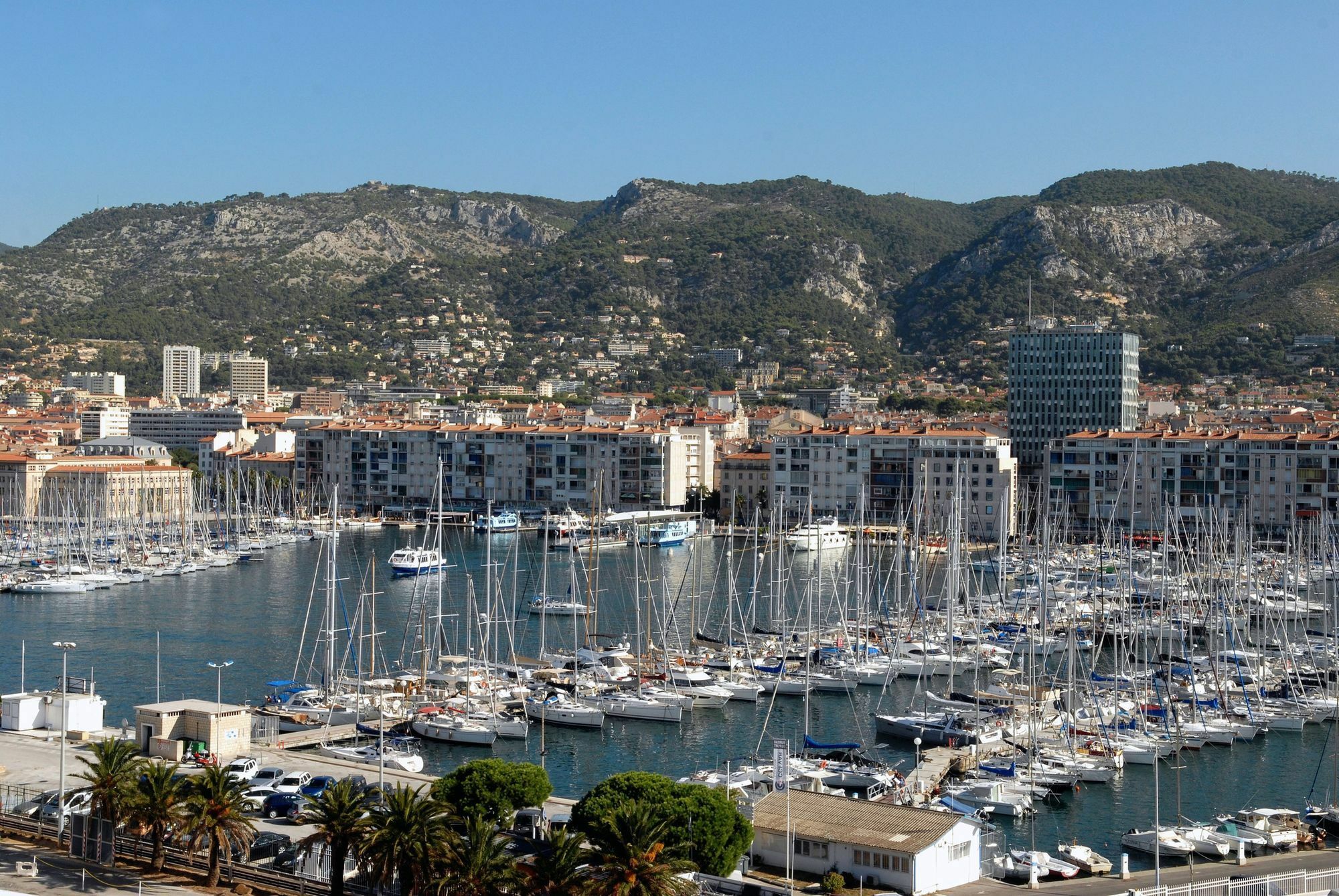 Ibis Toulon La Seyne Sur Mer Hotel Buitenkant foto